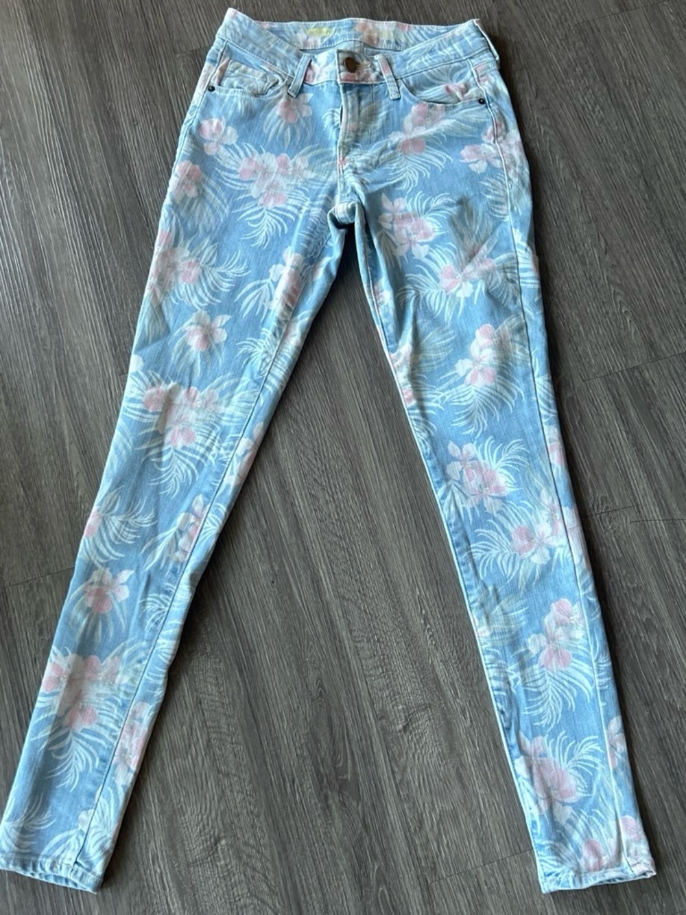 Old Navy Light Blue Floral Skinny Jeans